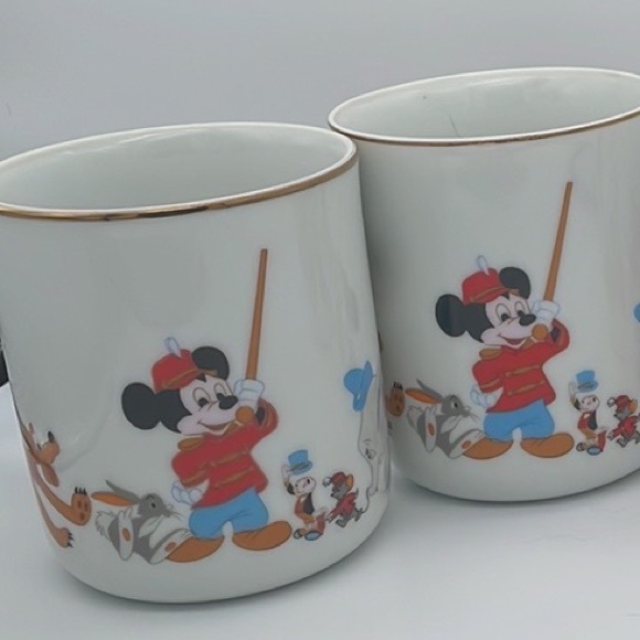 Disney Mugs vintage 1970s Mickey Mouse parade cup lot of 2 - Picture 6 of 6